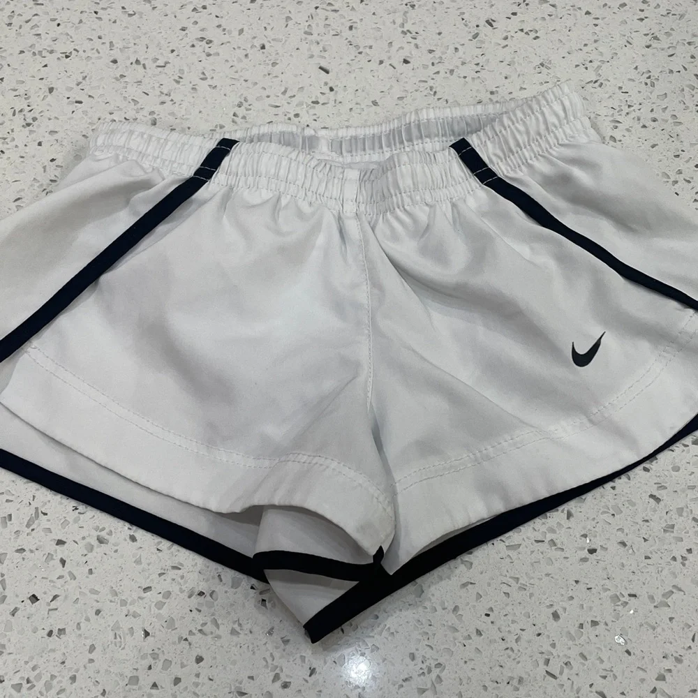 Nike, Gap & Champion short/skirt bundle size XS/S